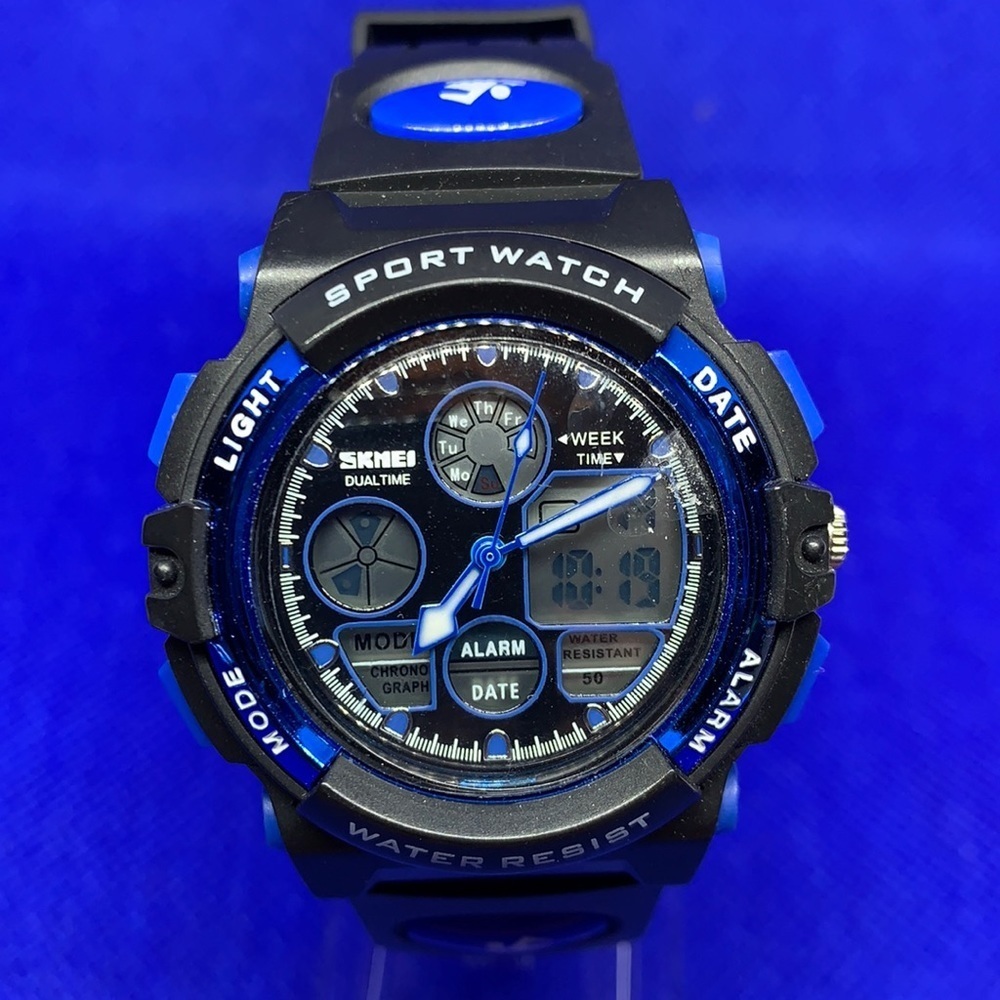 SKMEI kids sports watch - like new